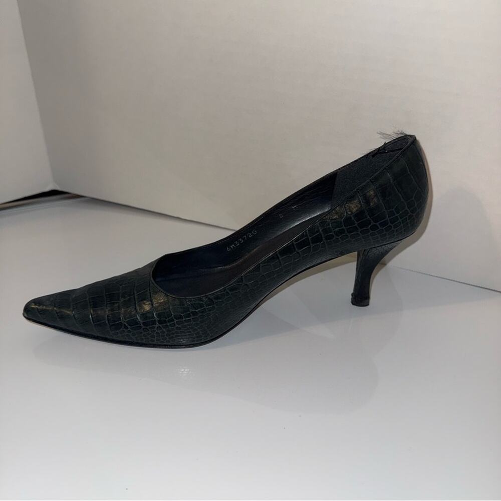 STUART WEITZMAN Pointed Toe Croc-Embossed Women’s Kitten Heels in Dark Green 8 - Picture 3 of 7